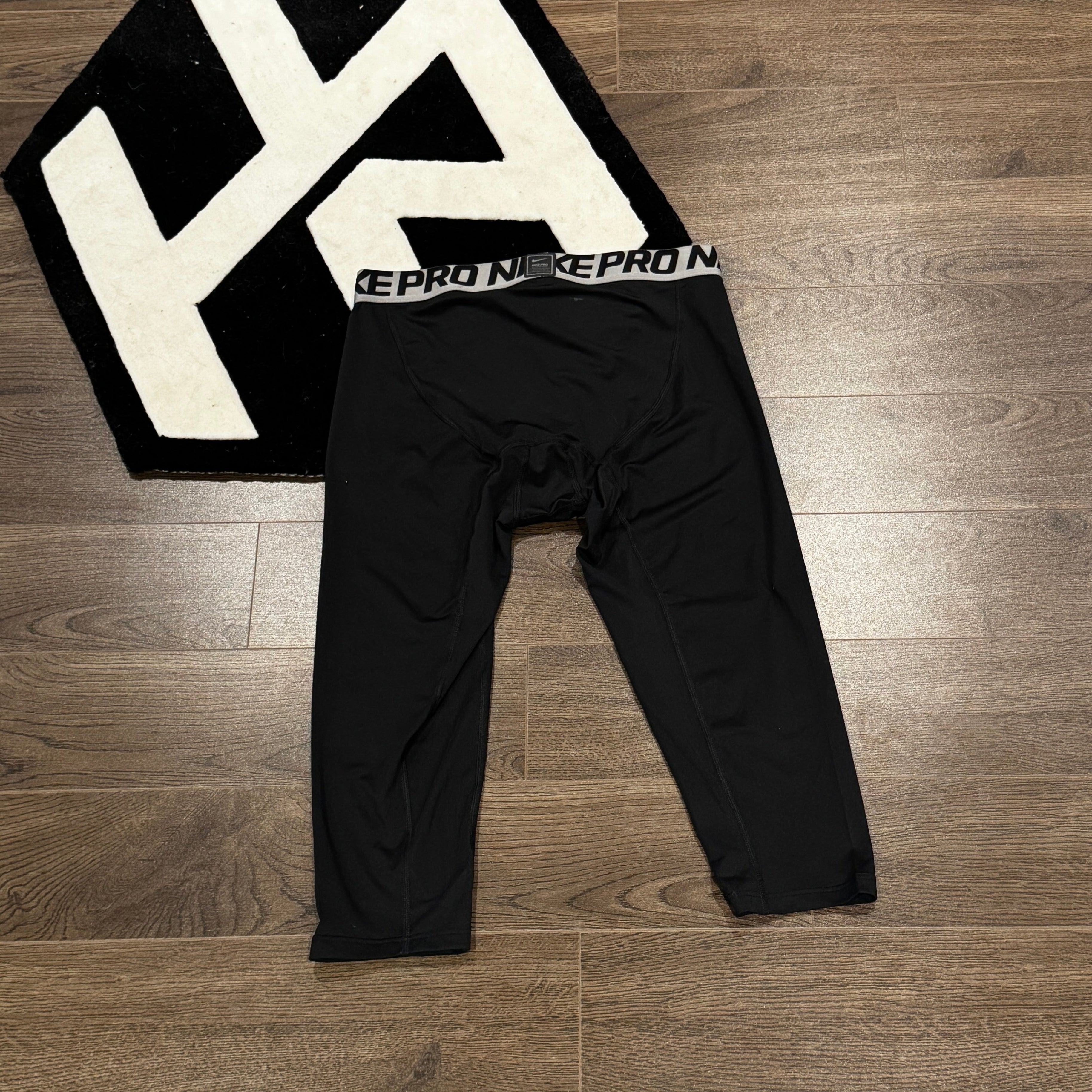 Hoop Armour™ Elite Circuit Black Compression Tights